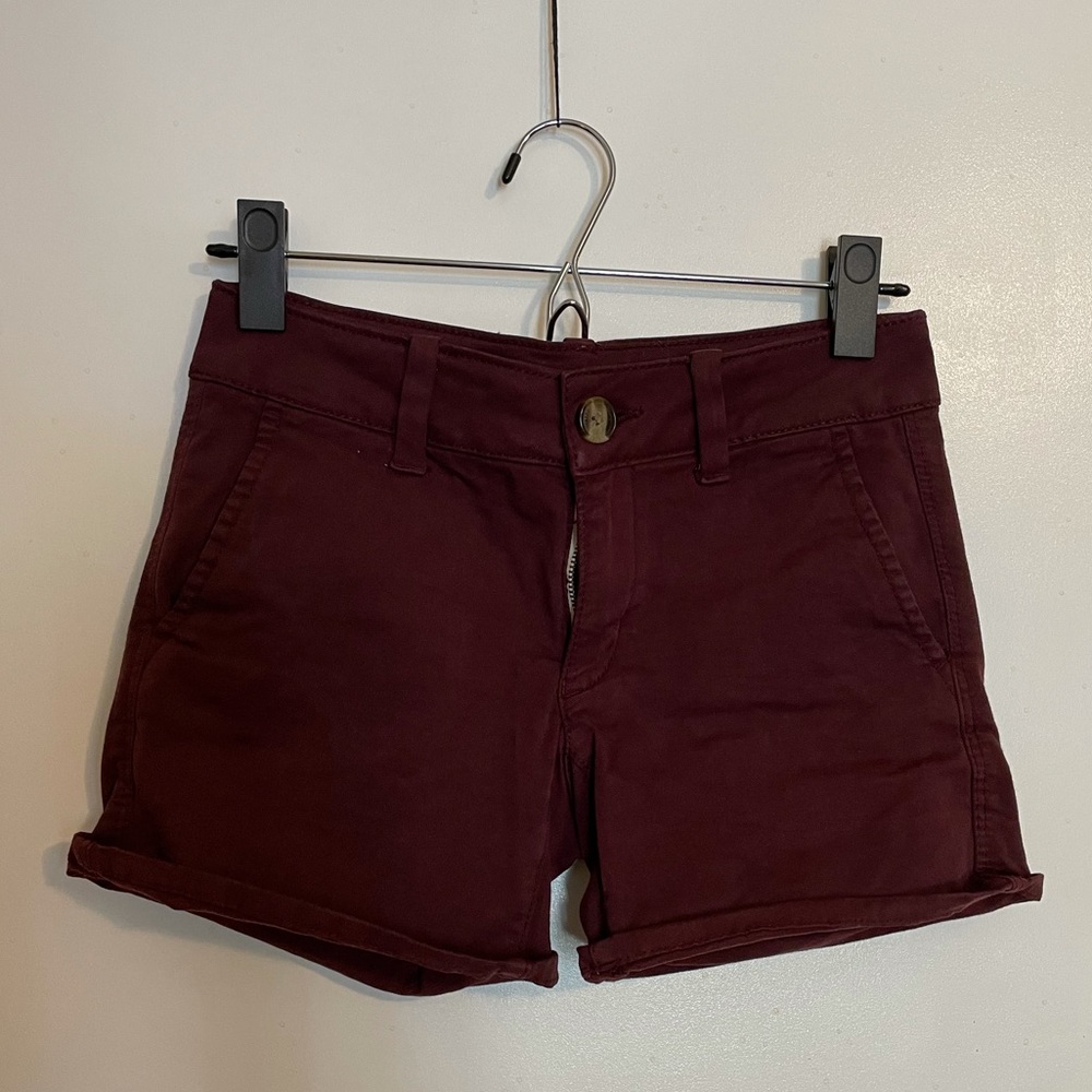 American Eagle maroon jean shorts, size 2